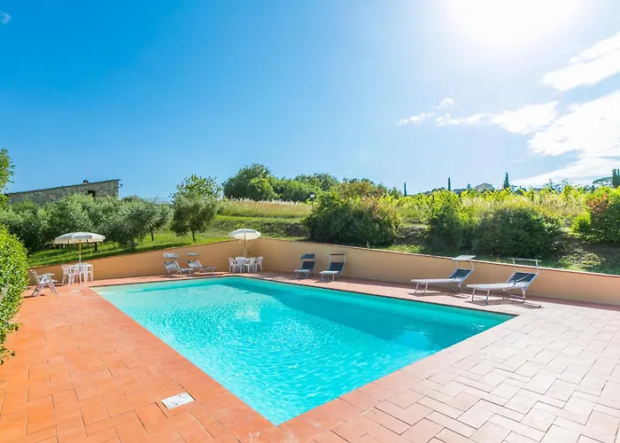 بيت للعطل Cerretino Oliveto By Interhome كاستيلّينا إنْ كْيانت
